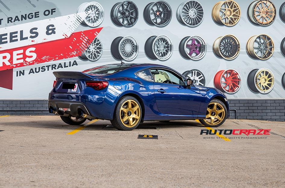 TOYOTA 86 SIX GOLD